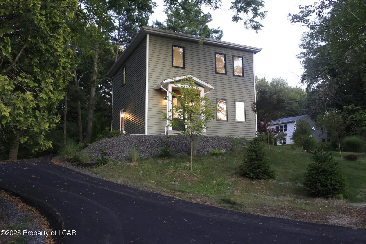 2 Gay Avenue, Nuangola, PA 18707 - Image #1