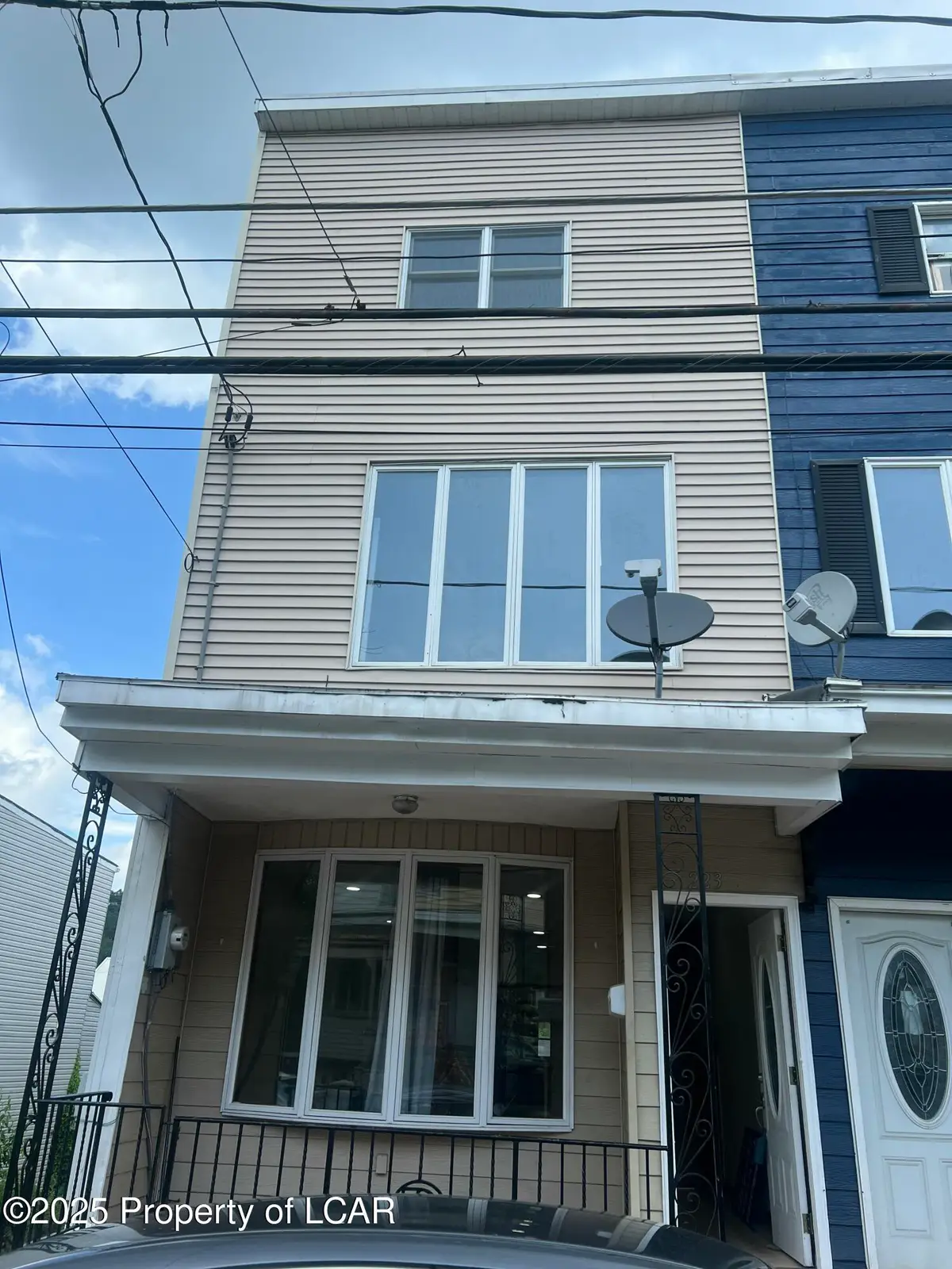 223 W Oak Street, Shenandoah, PA 17976 - Image #1