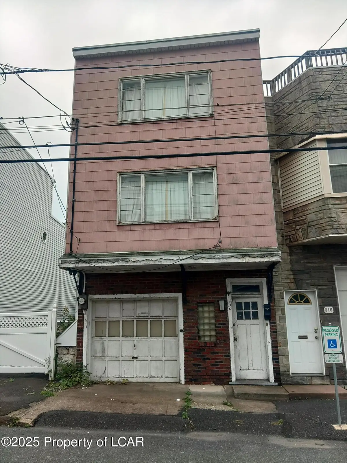 320 E Pine Street, Mahanoy City, PA 17948 - Image #1