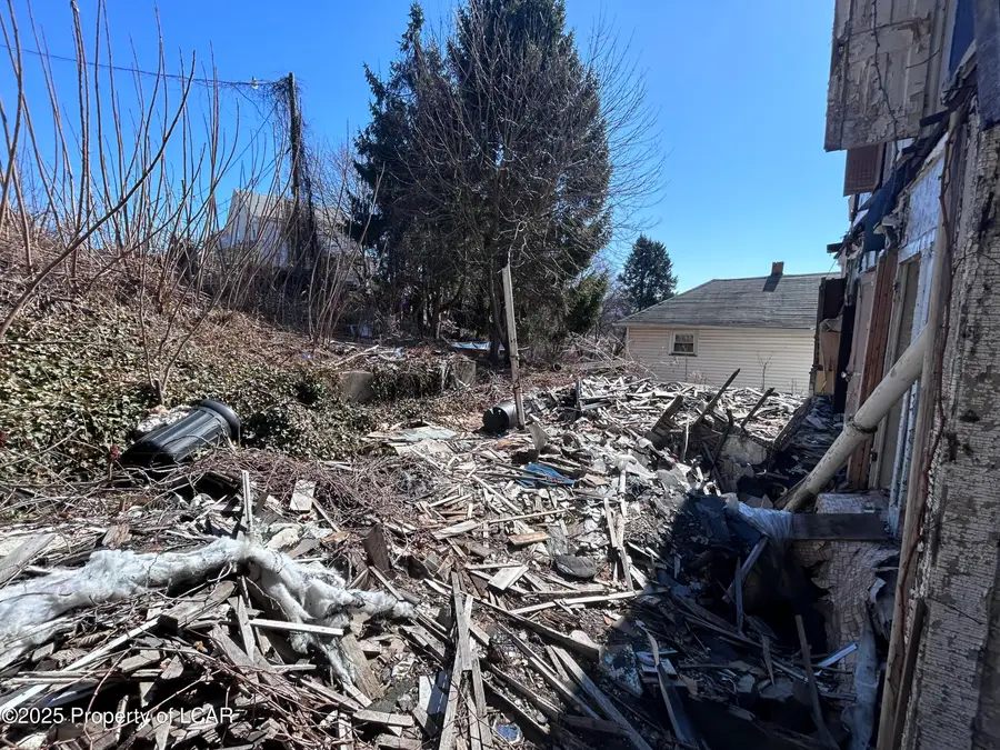 240 Center Avenue, Plymouth, PA 18651 - Image #3