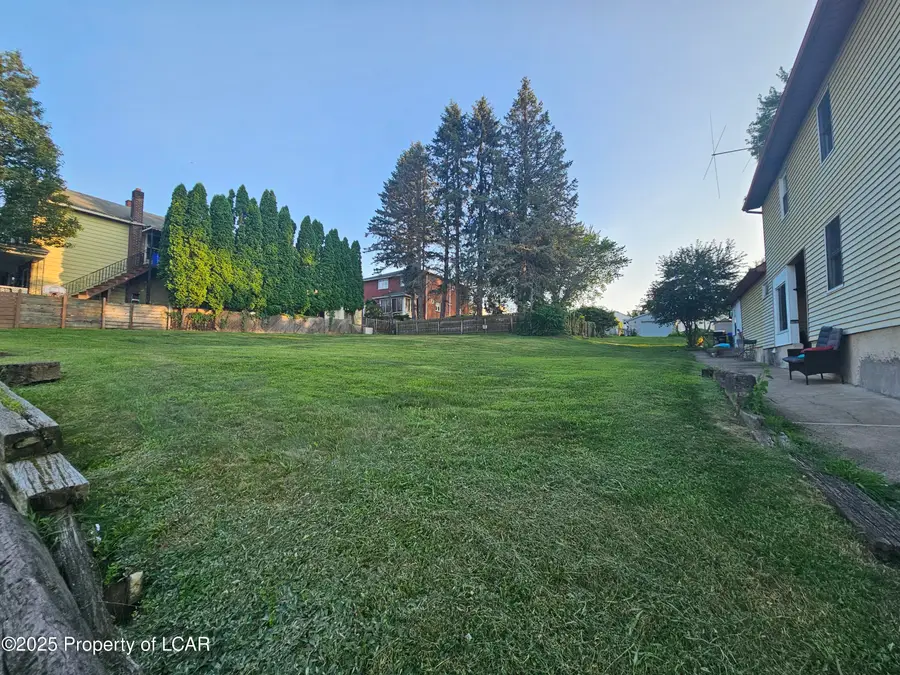 25-29 E Oak Street, Pittston, PA 18640 - Image #3