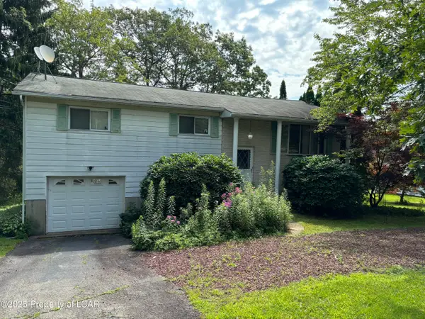 3861 Bear Creek Boulevard, Wilkes-Barre, PA 18702