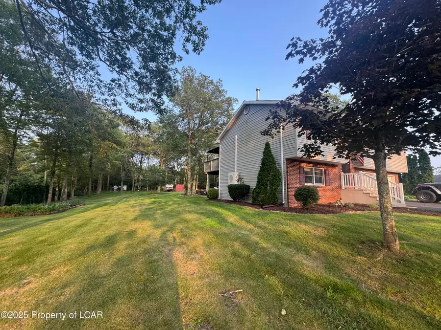 13 Hi-tor East, Freeland, PA 18224 - Image #3