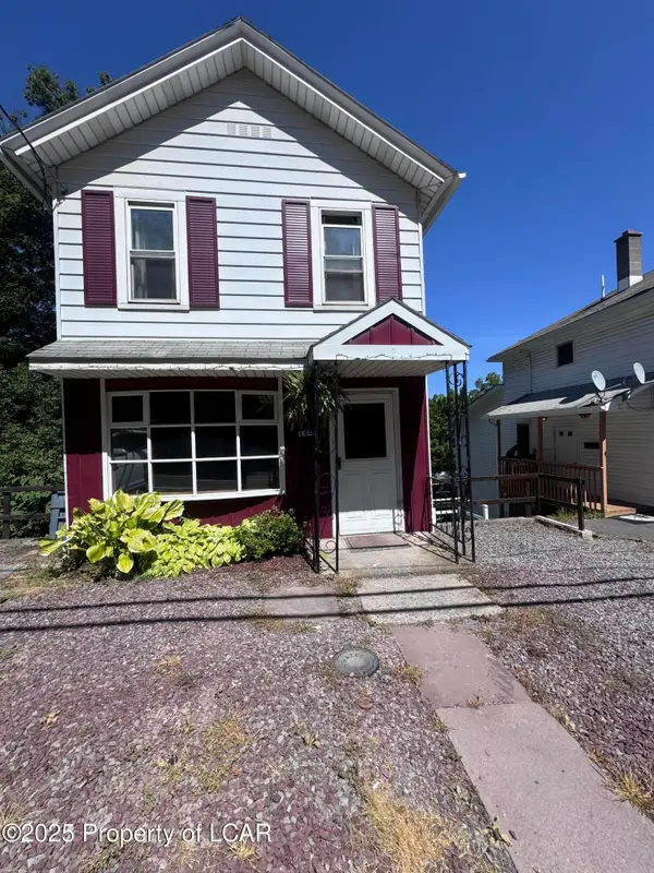 144 Main Street, Dallas, PA 18612