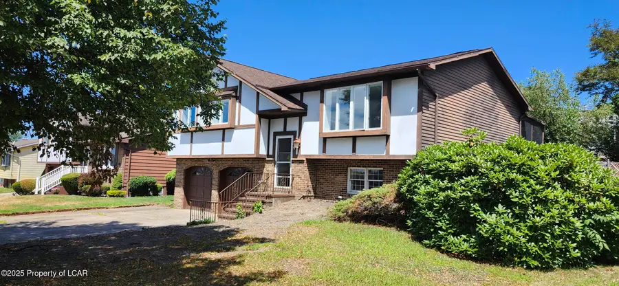 76 Brader Drive, Wilkes Barre, PA 18705 - Image #2