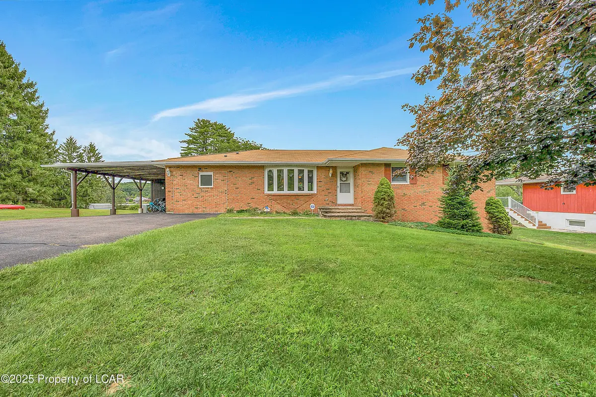 94 Pinecrest Lane, Shickshinny, PA 18655 - Image #1