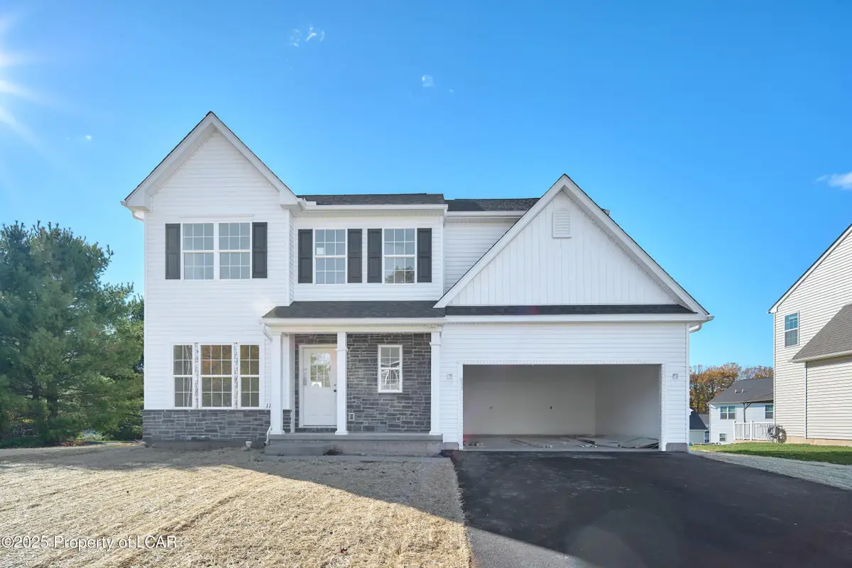117 Scarlet Road, Mountain Top, PA 18707 - Image #1