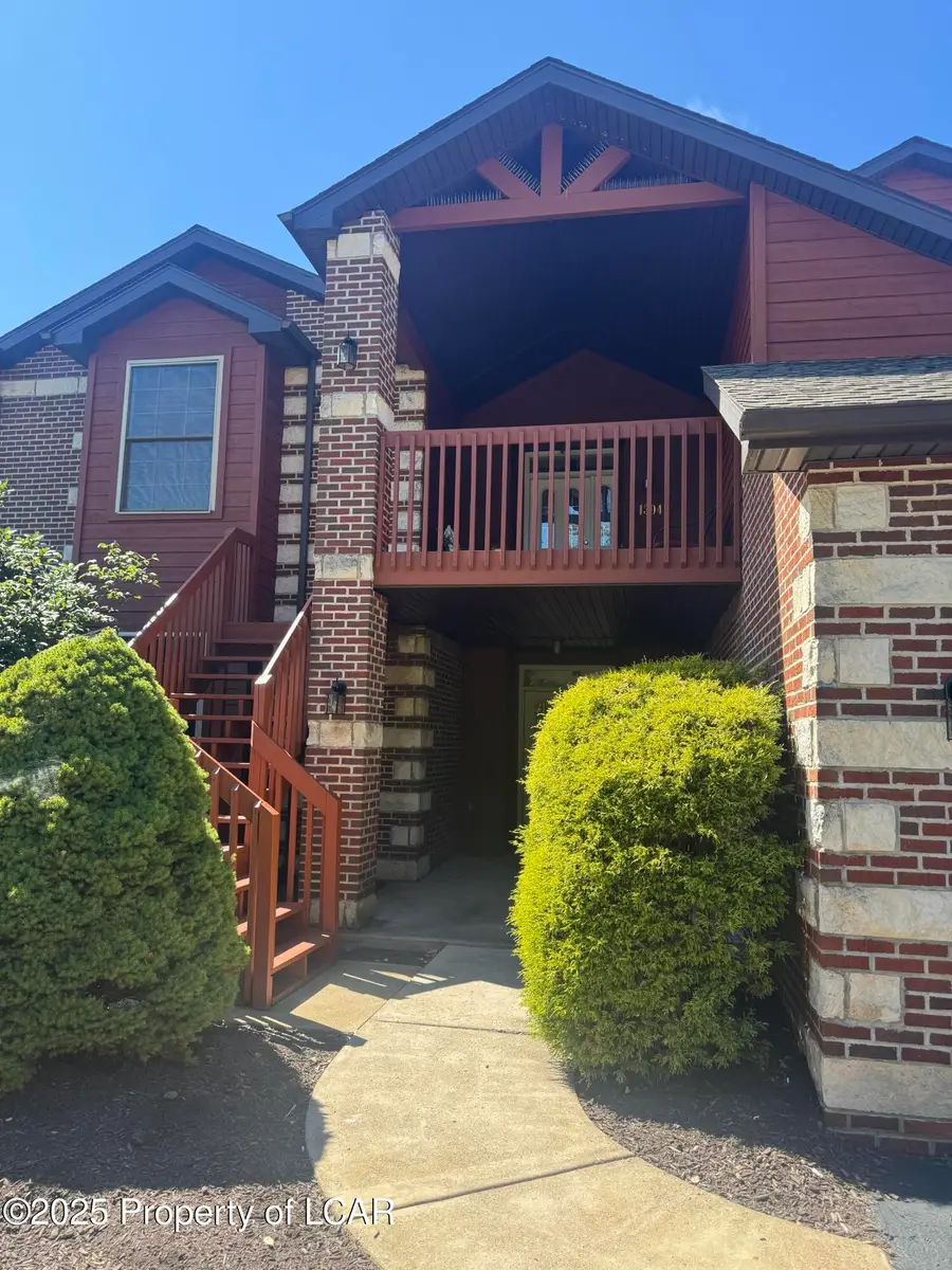 1303 Country Club Drive, Hazleton, PA 18202 - Image #3