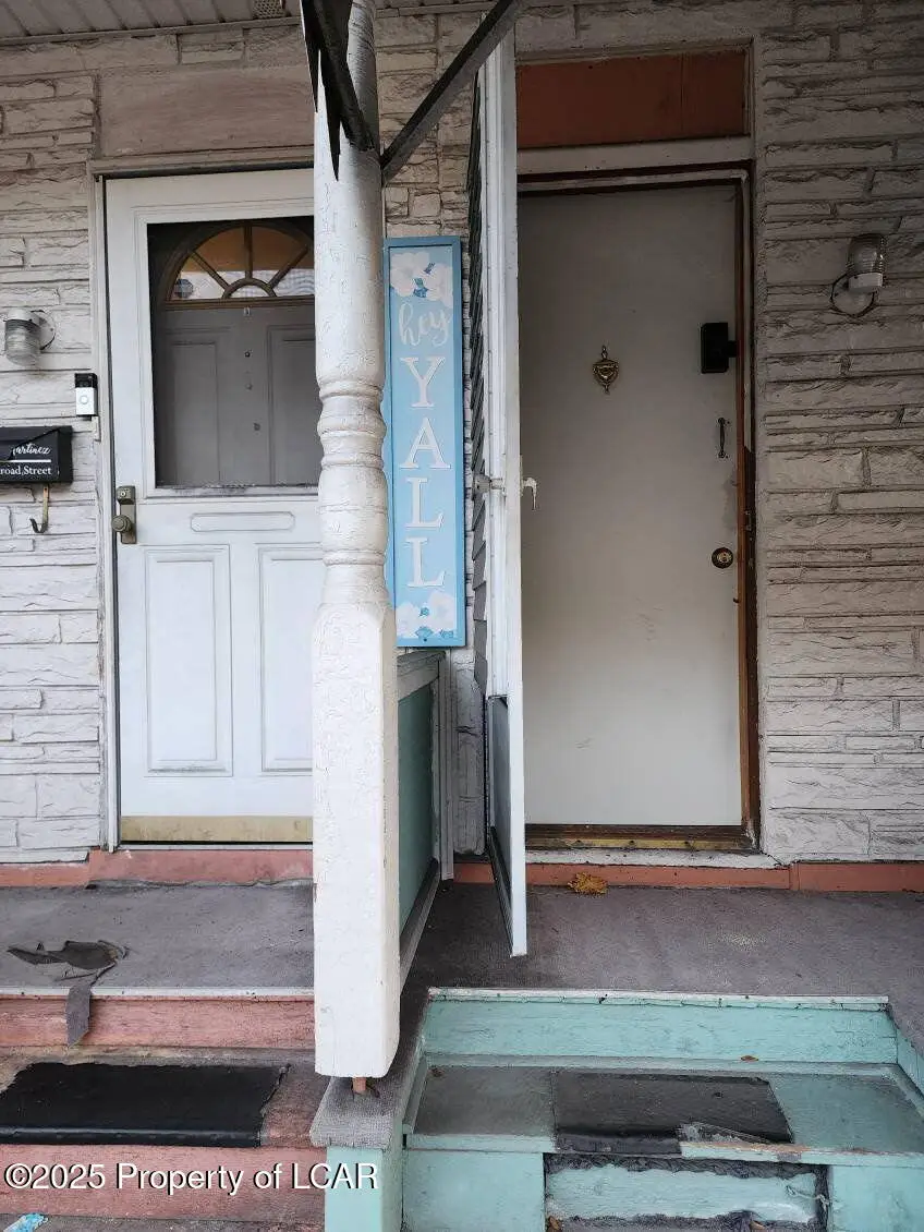 533 N Railroad Street, Tamaqua, PA 18252 - Image #2