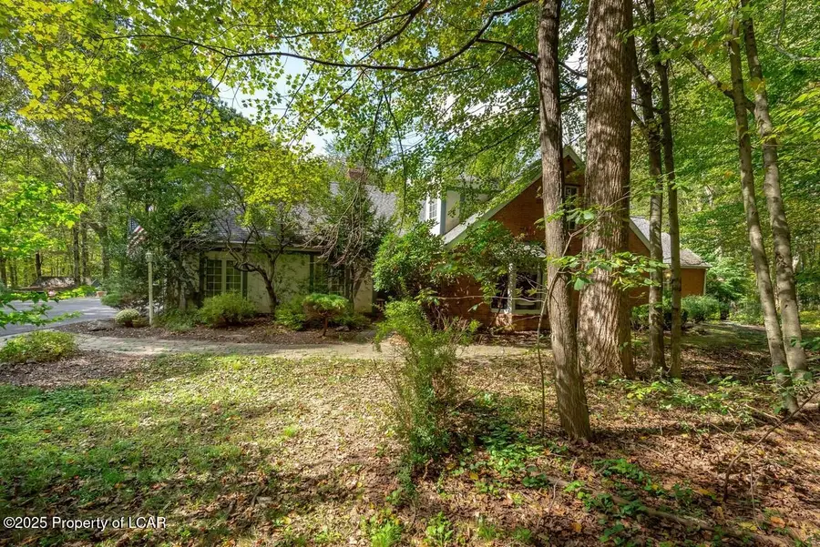 51 Glendalough Road, Dallas, PA 18612 - Image #3