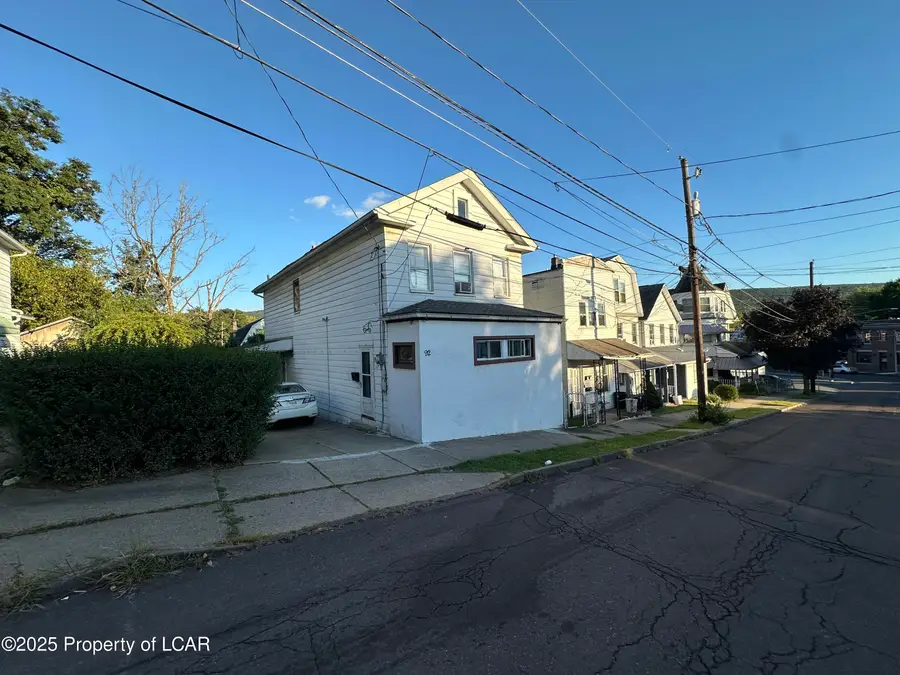 92 Hillside Street, Wilkes Barre, PA 18702 - Image #2