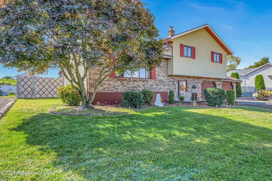 314 Vanessa Drive, Hanover Township, PA 18706 - Image #2