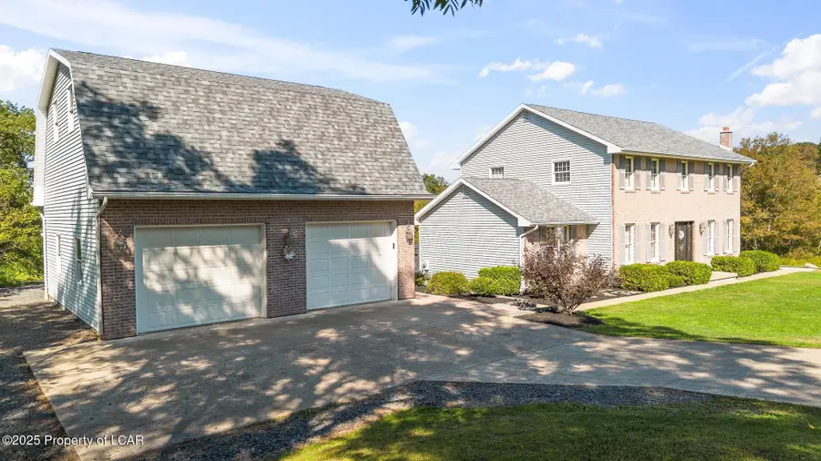 641 Sorbertown Hill Road, Hunlock Creek, PA 18621 - Image #2