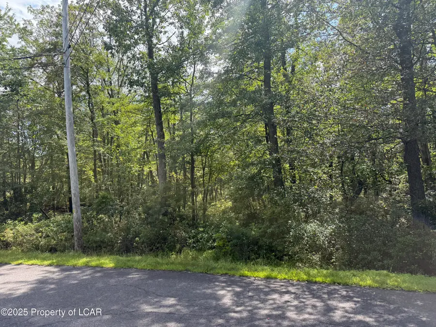 71 Peace Pipe Drive, Hazleton, PA 18201 - Image #2