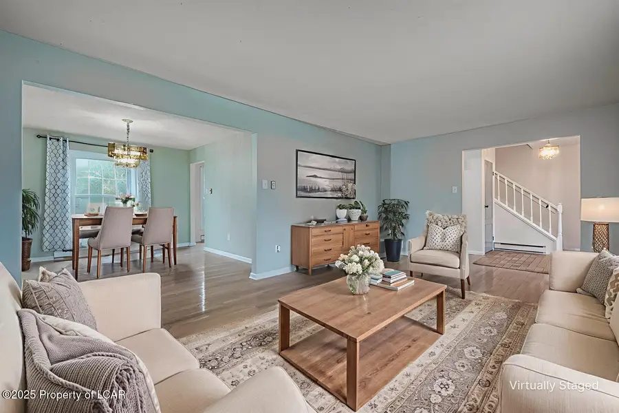 31 Dorchester Drive, Dallas, PA 18612 - Image #3