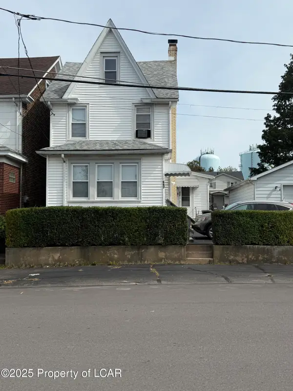 667 Roosevelt Street, Hazleton, PA 18201