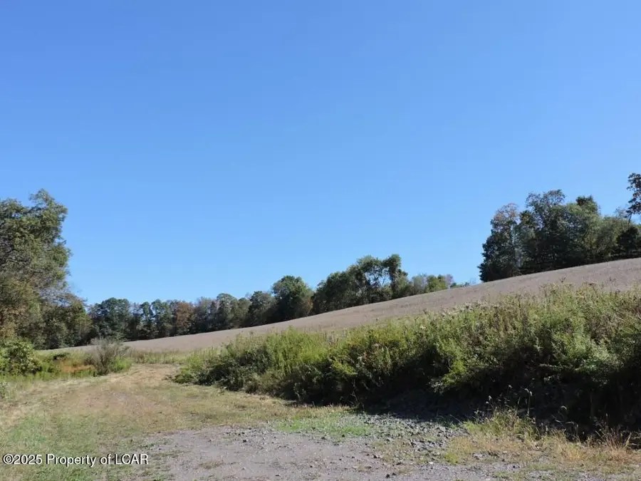 Apache Drive, Shickshinny, PA 18655 - Image #2