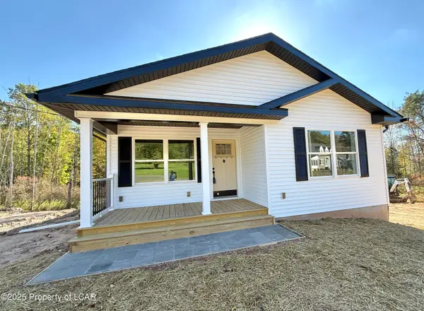 155 Freedom Road, Drums, PA 18222