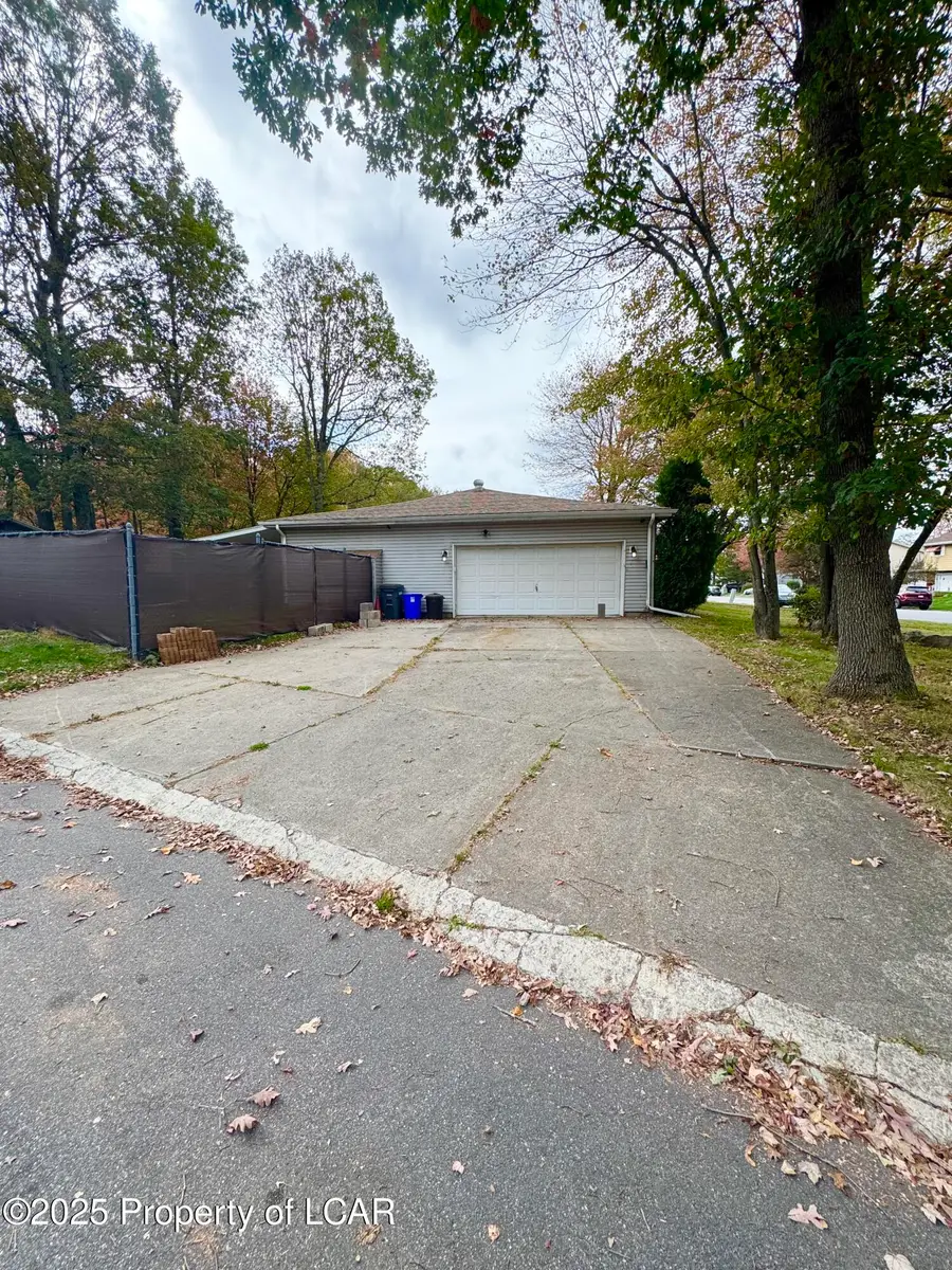 113 Johns Avenue, Hazleton, PA 18201 - Image #2