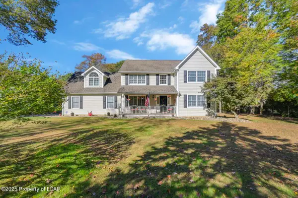 411 S Main Road, Mountain Top, PA 18707