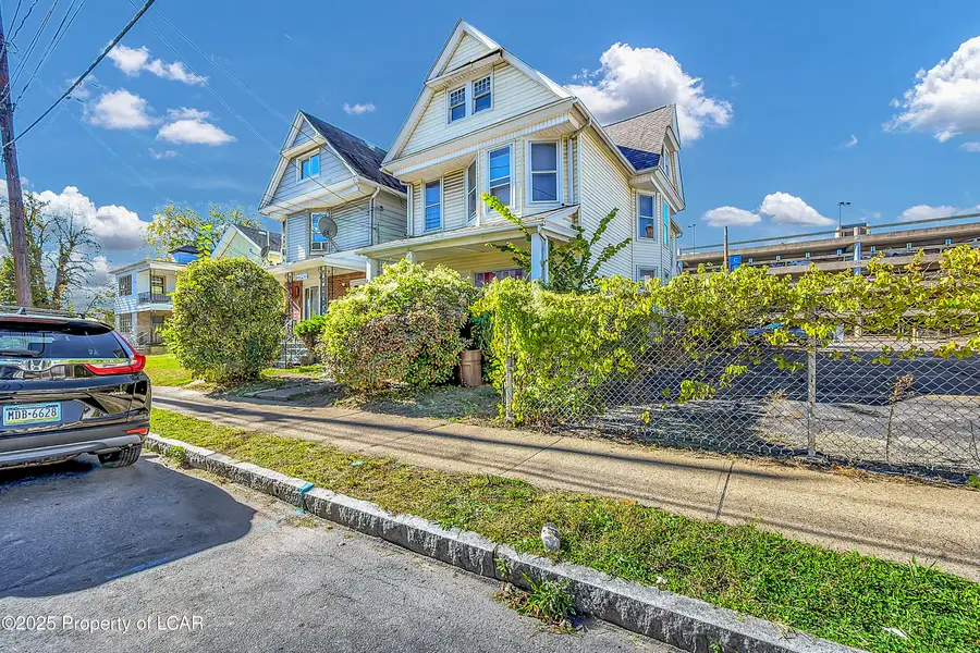 117 Barney Street, Wilkes Barre, PA 18702 - Image #2