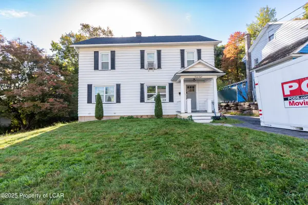 98 Davis Street, Shavertown, PA 18708
