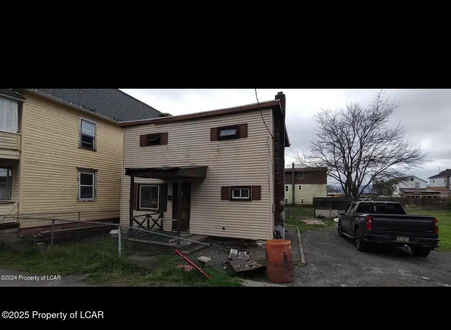 40 Morgan St, Larksville, PA 18651 - Image #2