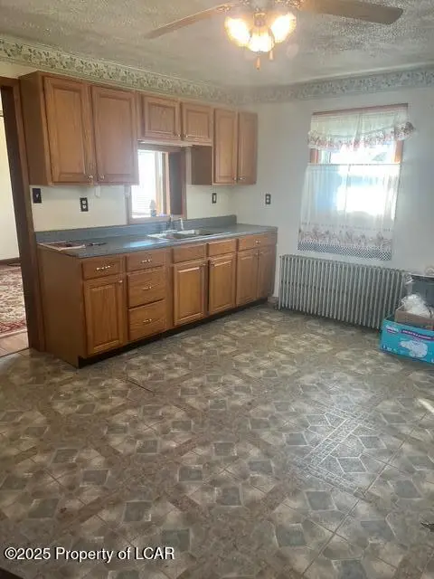 329 Ridge Avenue, West Hazleton, PA 18202 - Image #3