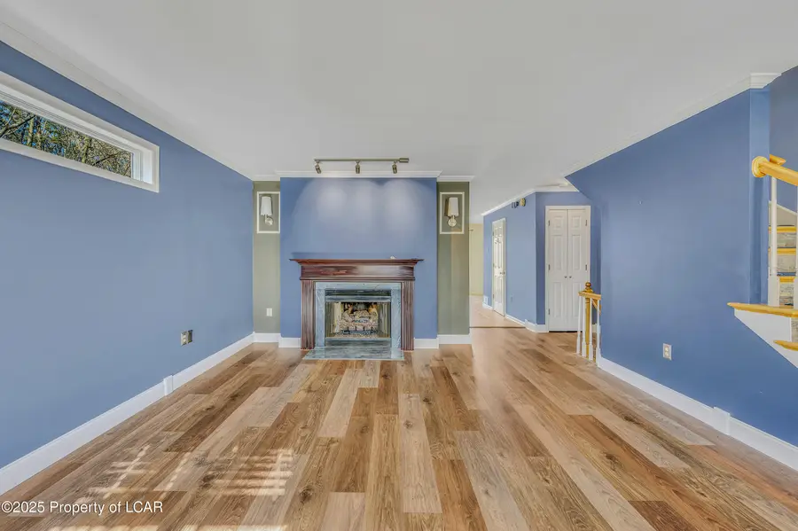 222 Hillside, Dallas, PA 18612 - Image #2