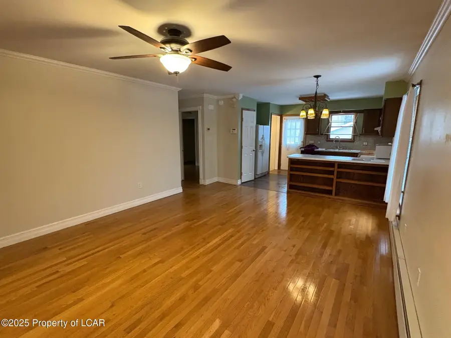 39 S Thomas Avenue, Kingston, PA 18704 - Image #3