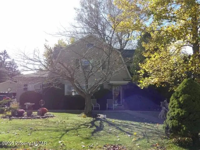 630 Sunset Street, Clarks Summit, PA 18411 - Image #2