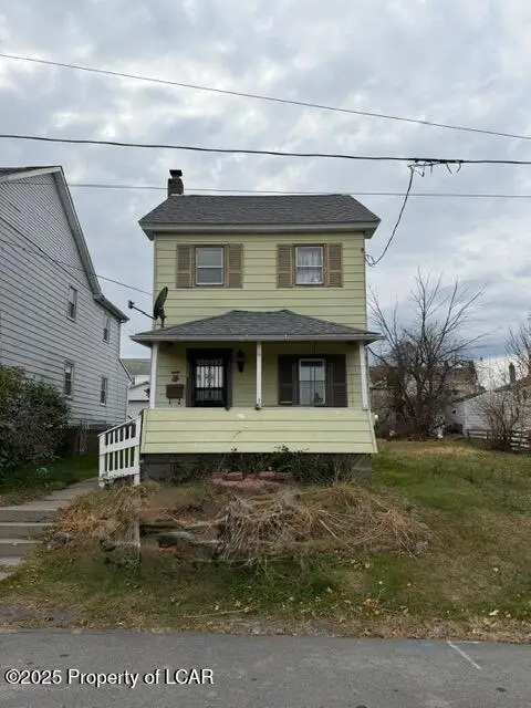 924 Pine Street, Freeland, PA 18224