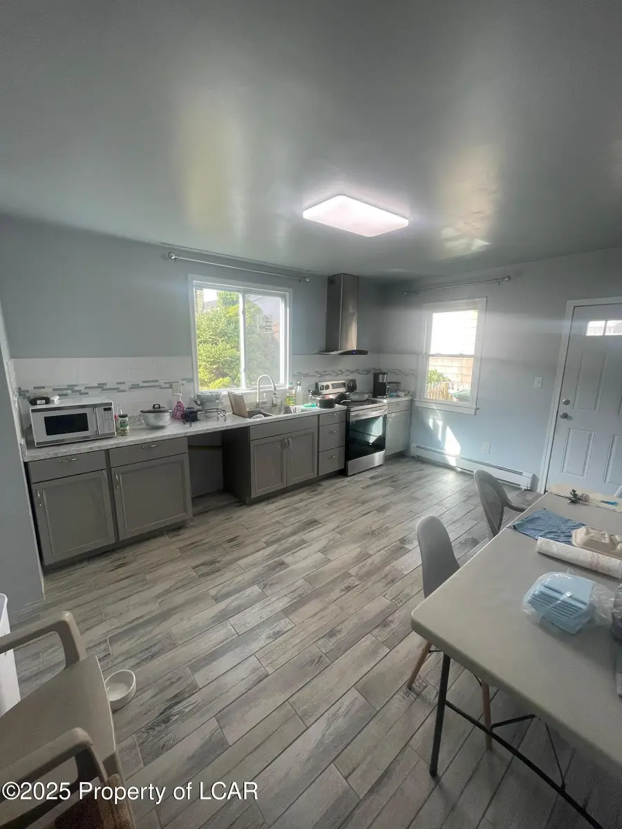 510 Washington Street, Freeland, PA 18224 - Image #2