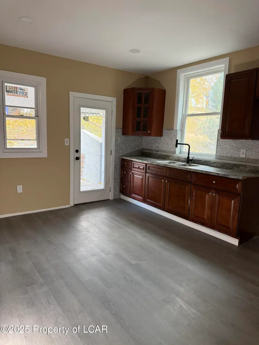 201 Market Street, Cumbola, PA 17972 - Image #2