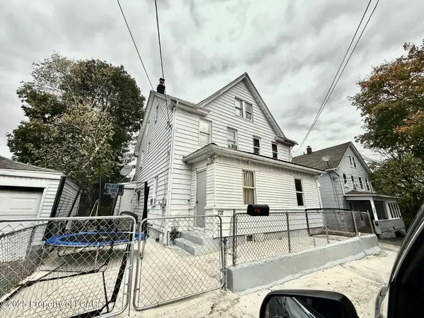 735 W 9th Street, Hazleton, PA 18201