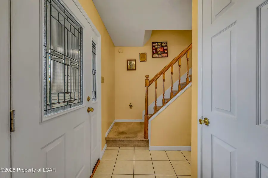 1 Rockledge Drive, Mountain Top, PA 18707 - Image #3