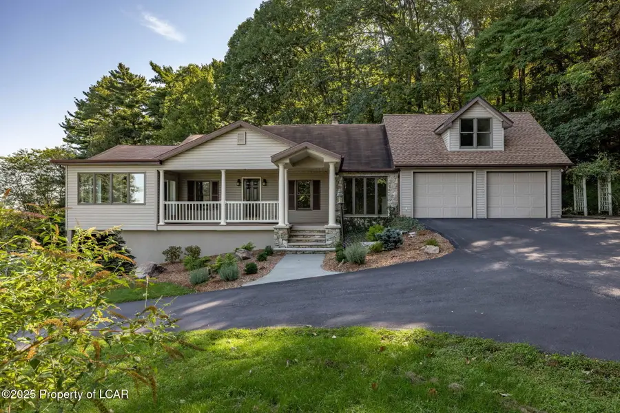 5 Short Lane, Sugarloaf Township, PA 18249 - Image #2