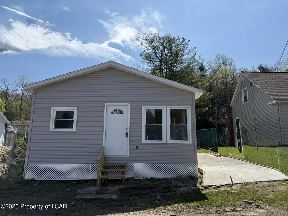 222 Noble Street, Harveys Lake, PA 18618 - Image #1