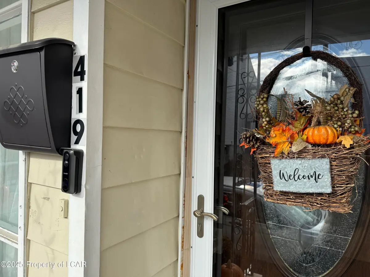 419 W Lloyd Street, Shenandoah, PA 17976 - Image #1