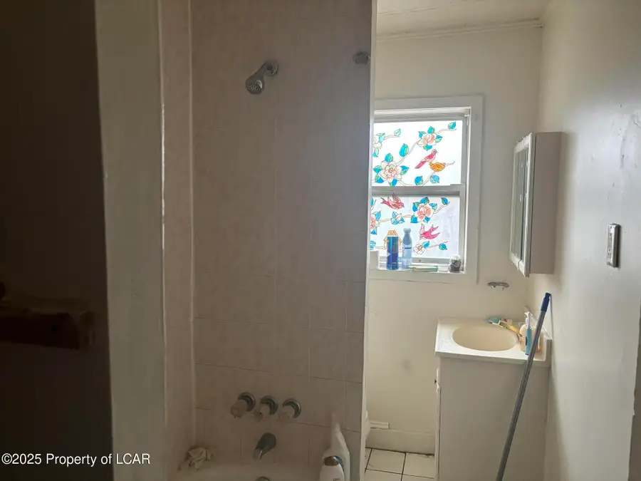 247-251 Green Street, Edwardsville, PA 18704 - Image #3