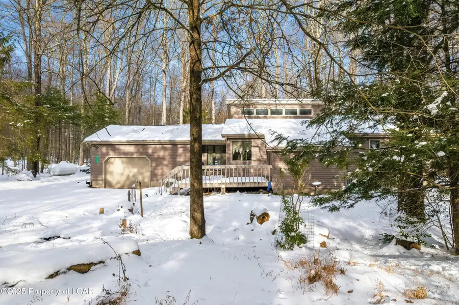 939 Sir Lionel Court, Blakeslee, PA 18610 - Image #2