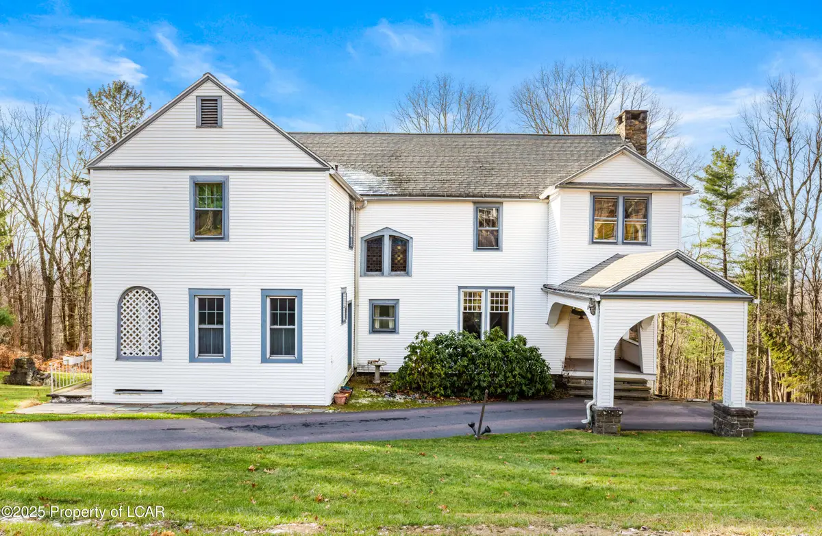 570 Oak Lane, Mountain Top, PA 18707 - Image #1