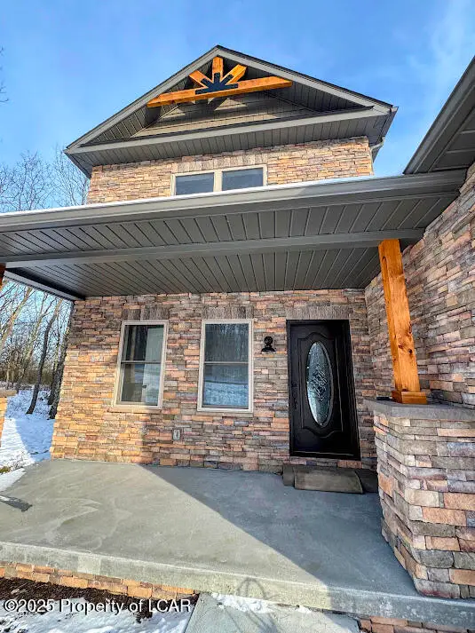 107 S Honeysuckle Drive, Hazle Township, PA 18202 - Image #3