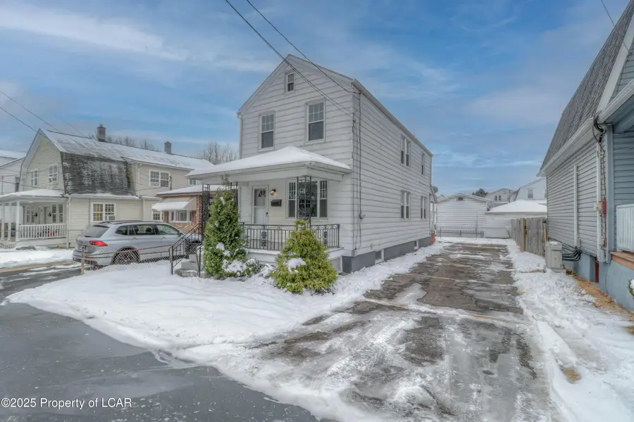 19 Cottage Avenue, Plains, PA 18705 - Image #2