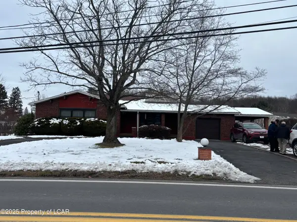 14 E Saylor Avenue, Plains, PA 18702