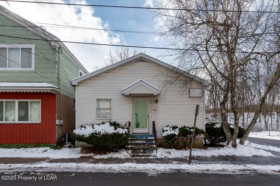 19 Richard Street, Ashley, PA 18706 - Image #2
