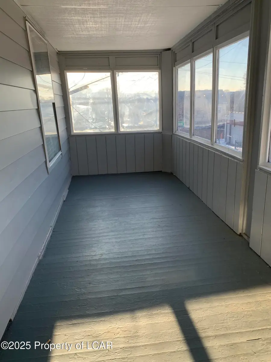 228 S Hancock Street, Wilkes Barre, PA 18702 - Image #2