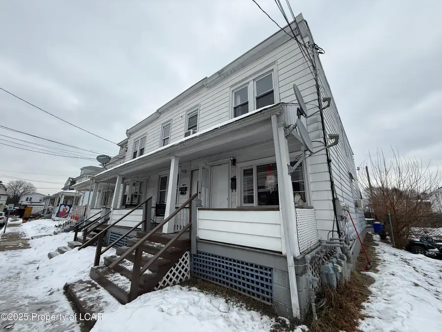13 Woodbury Street, Wilkes Barre, PA 18706 - Image #2
