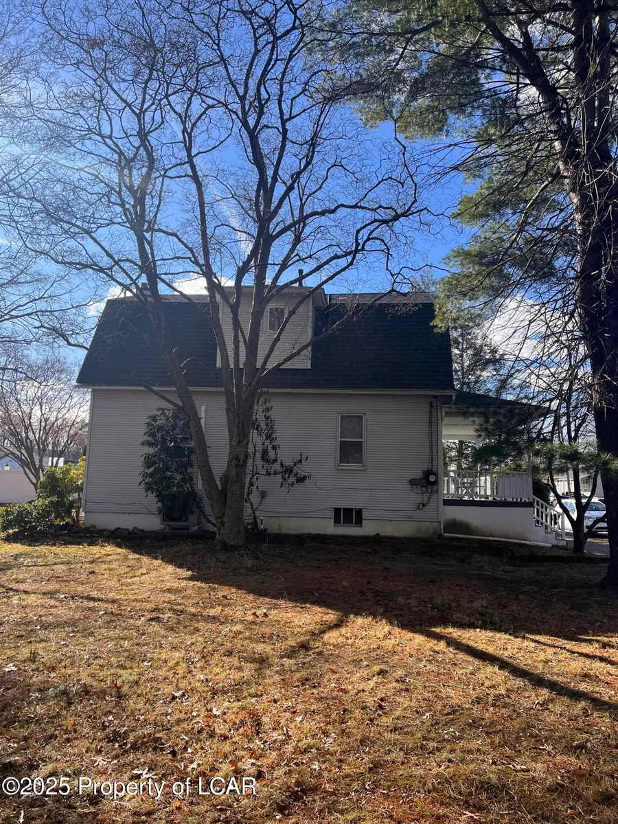 16 Diebel Avenue, Wilkes Barre, PA 18702 - Image #3