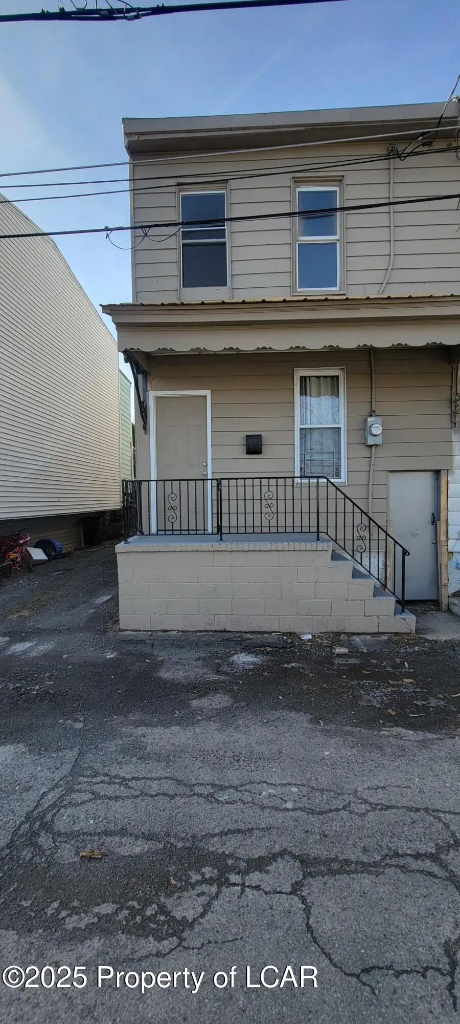 22 S Grant Street, Shenandoah, PA 17976 - #1